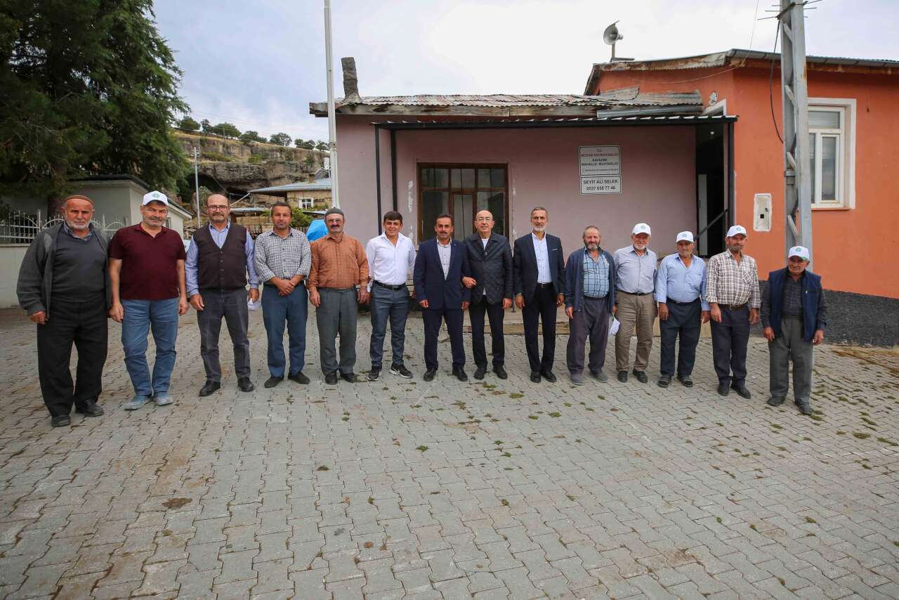 Başkan Kavuş’tan 7 mahalleye çıkarma! Konyalıların taleplerini yerinde dinledi 7